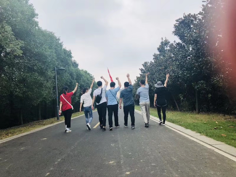 安嘉營(yíng)業(yè)部人員25公里徒步活動(dòng) 安嘉營(yíng)業(yè)部人員25公里徒步活動(dòng)