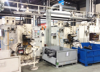 安嘉電容儲能式凸焊機(jī)本特勒現(xiàn)場 安嘉電容儲能式凸焊機(jī)本特勒現(xiàn)場