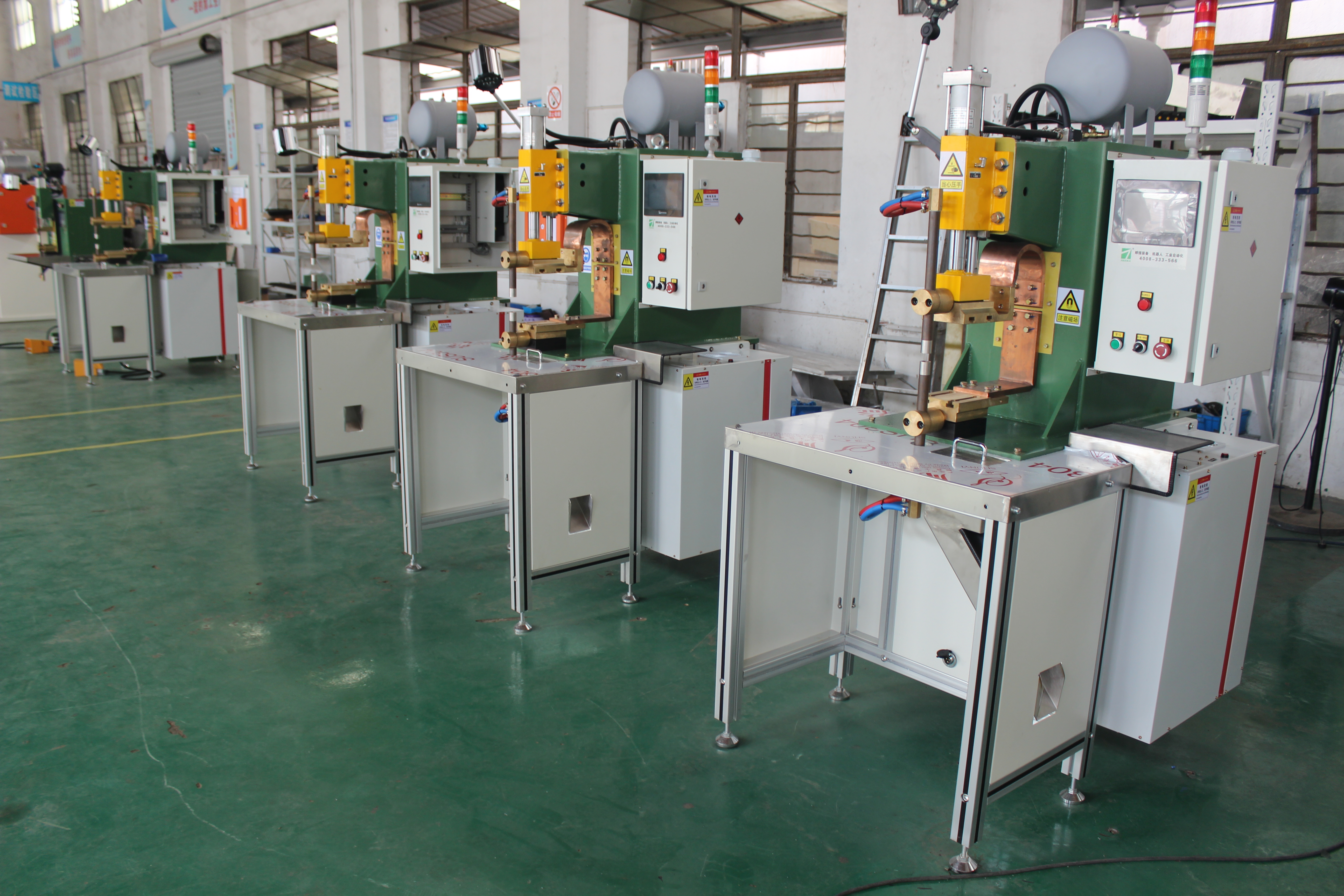 熱管導(dǎo)線點(diǎn)焊機(jī)定制項(xiàng)目介紹 熱管導(dǎo)線點(diǎn)焊機(jī)定制項(xiàng)目介紹