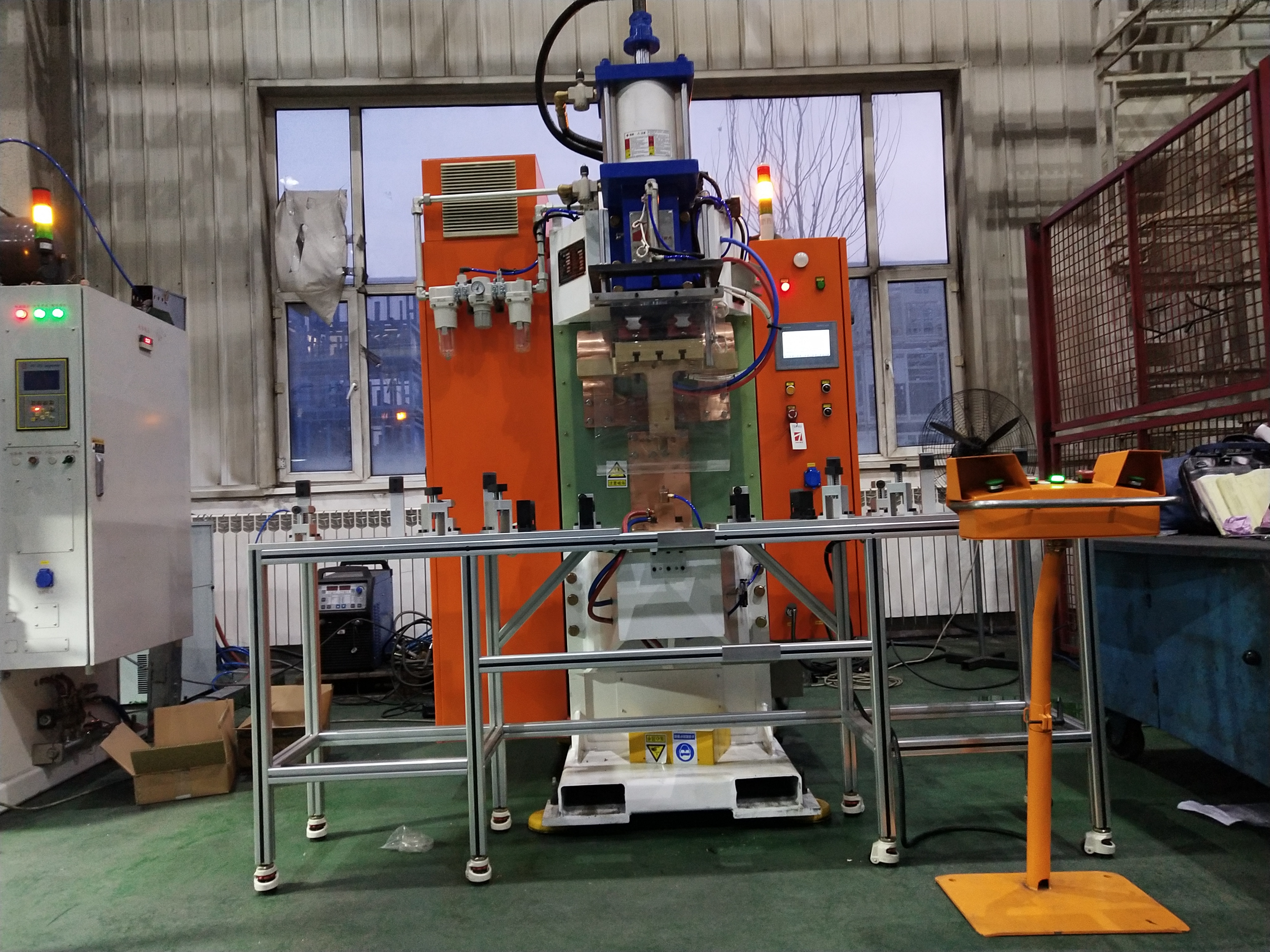 熱成型門檻件螺母焊接機(jī)項(xiàng)目介紹 熱成型門檻件螺母焊接機(jī)項(xiàng)目介紹