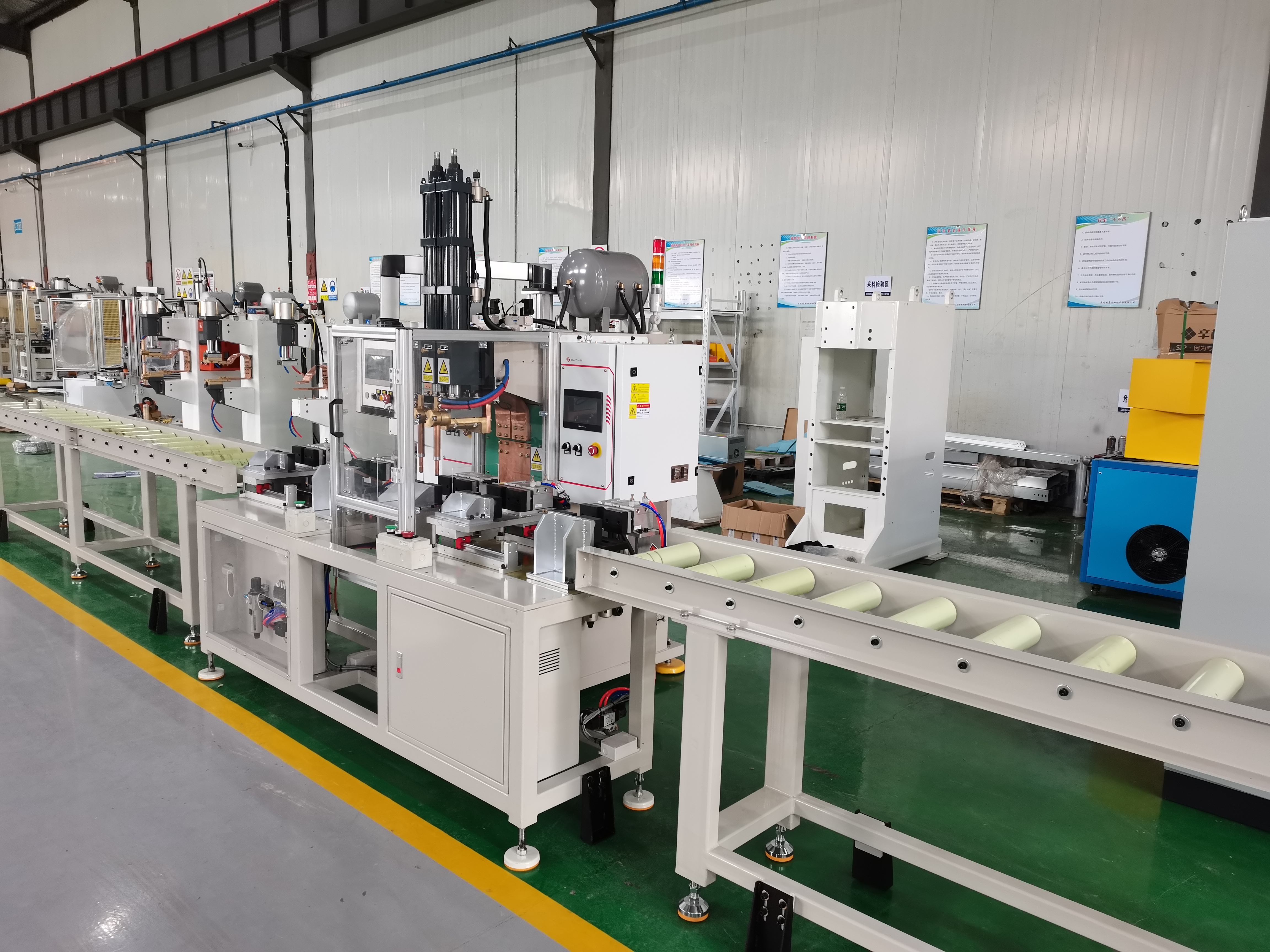 抗震支架自動雙頭焊接生產(chǎn)線項目介紹 抗震支架自動雙頭焊接生產(chǎn)線項目介紹