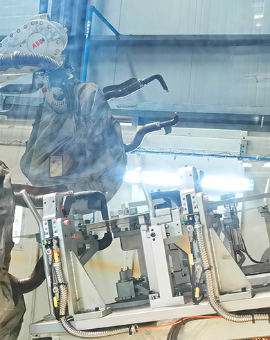 汽車(chē)門(mén)環(huán)料片自動(dòng)點(diǎn)焊工作站